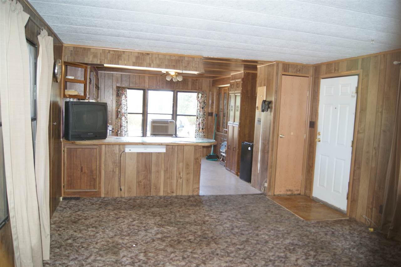 42710 North Boundary Road Elk, WA 99009 - Photo 4 of 20 Gallery Image 4