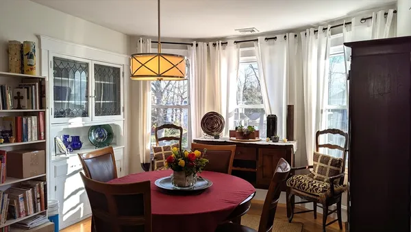 $4,200 | 346 Lexington Street, Unit B, Auburndale, MA 02466