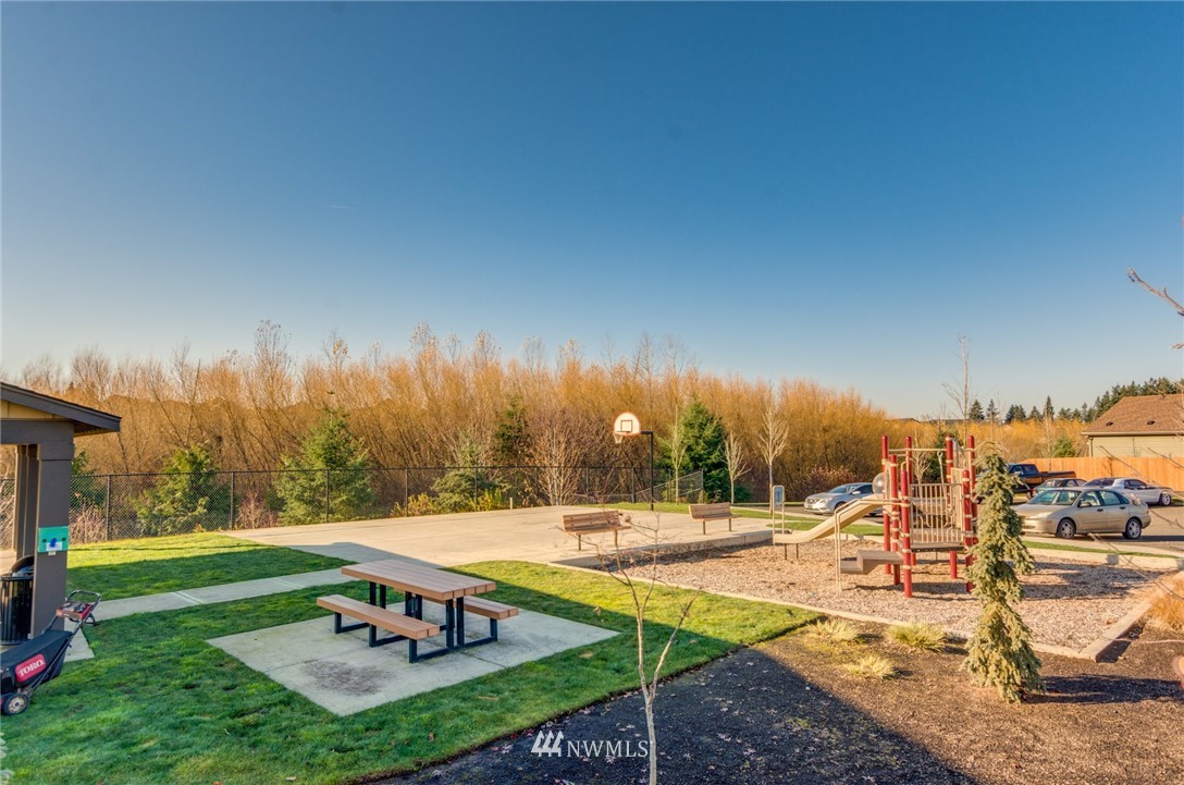 114 North 44th Place, Unit 21 Ridgefield, WA 98642 - Photo 21 of 22 Gallery Image 21