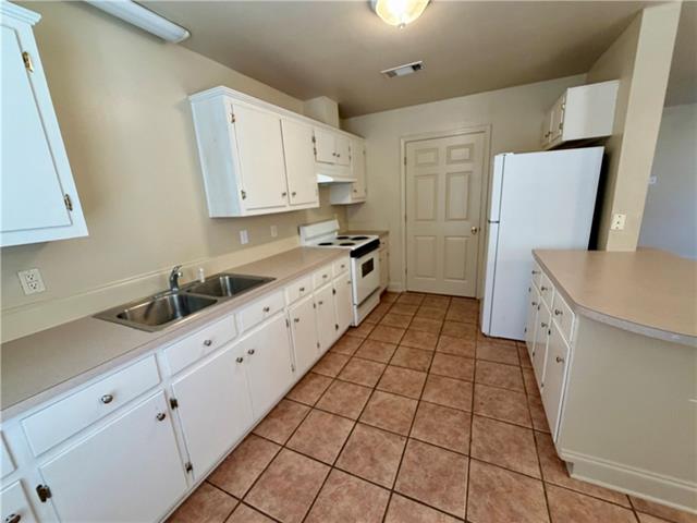 16037 J R Drive, Unit B Hammond, LA 70401 - Photo 5 of 10