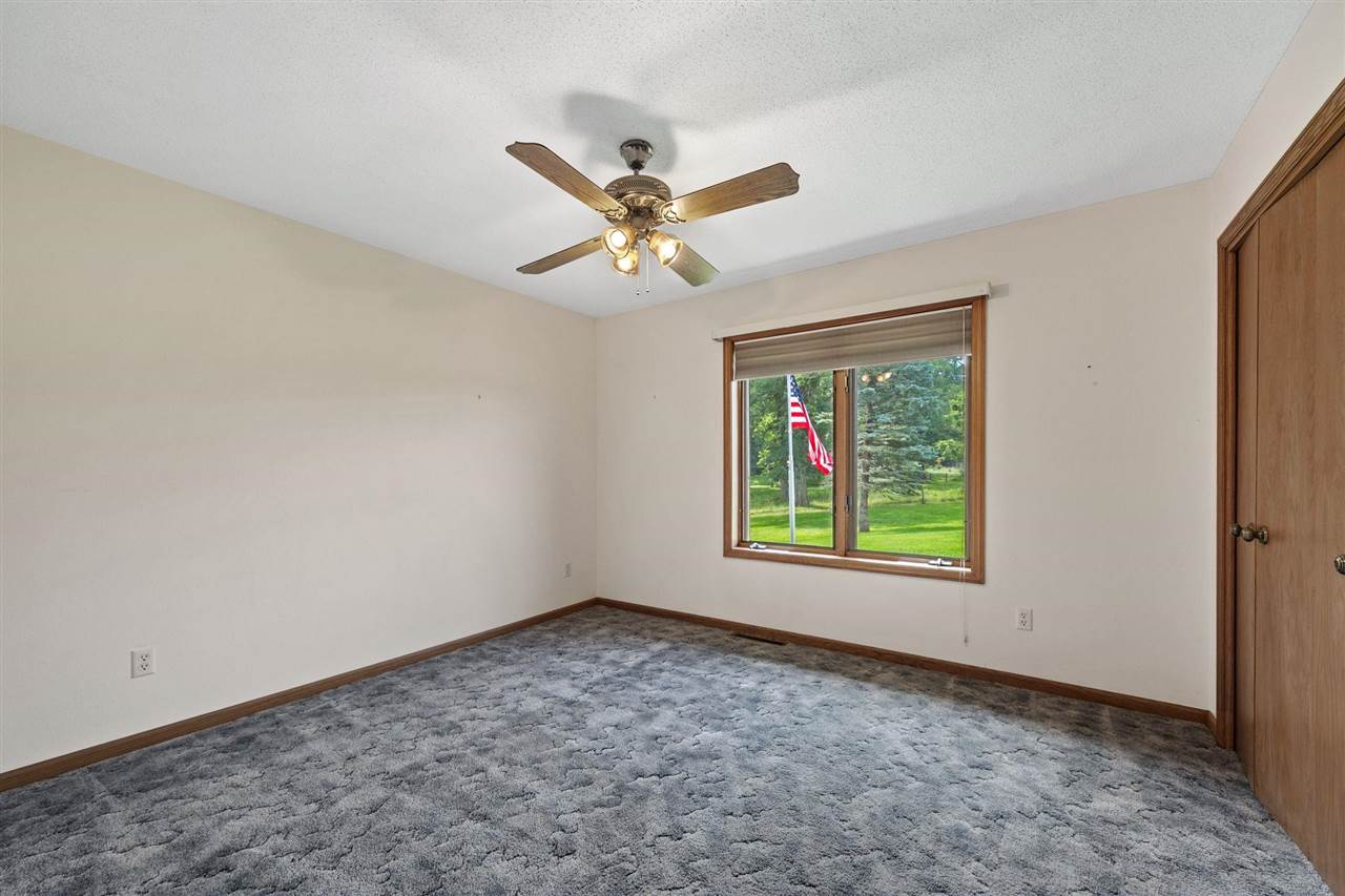 2488 Sugar Bottom Road Northeast, Unit A Solon, IA 52333 - Photo 14 of 45 Gallery Image 14