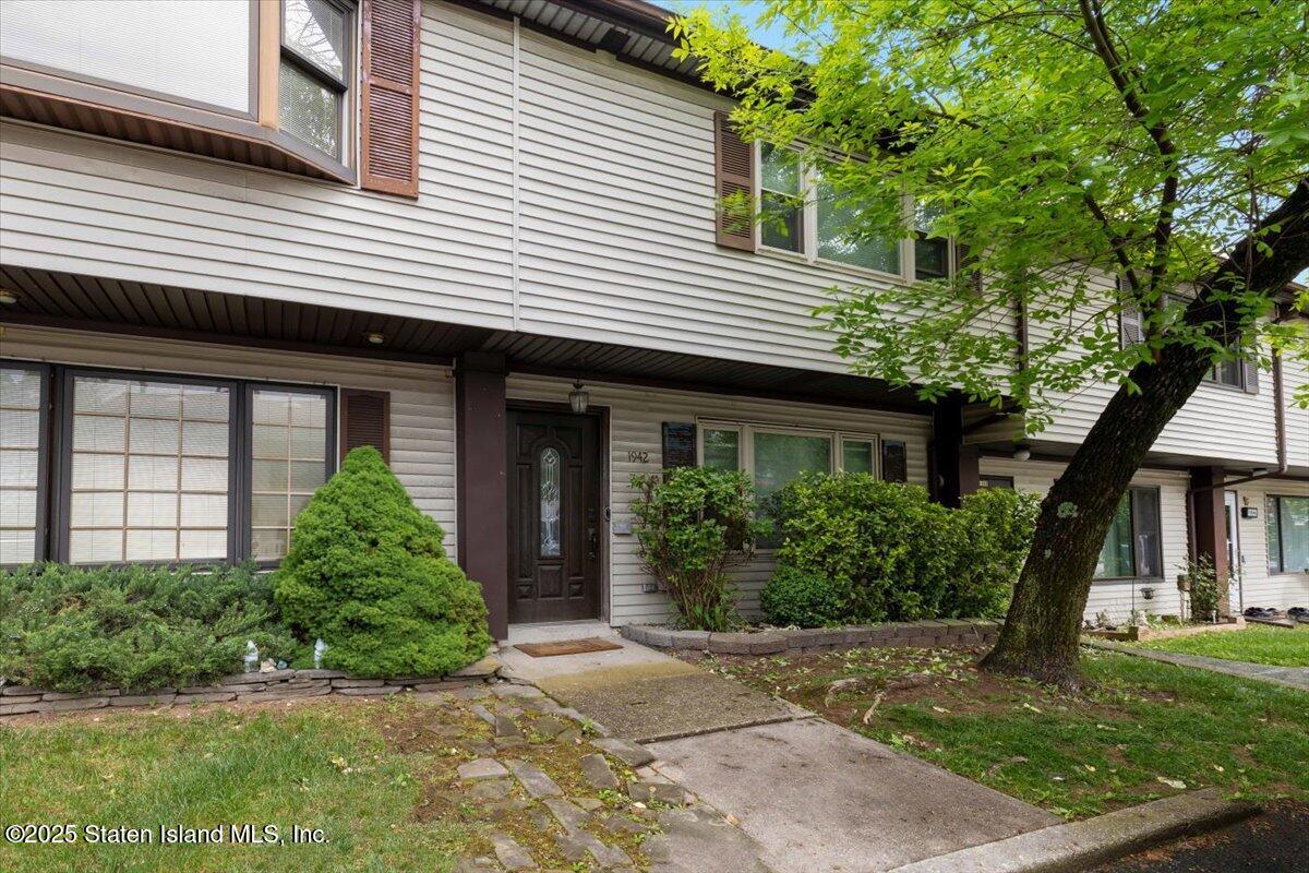 1942 Arthur Kill Road Staten Island, NY 10312 - Photo 1 of 21 03-204A7141a