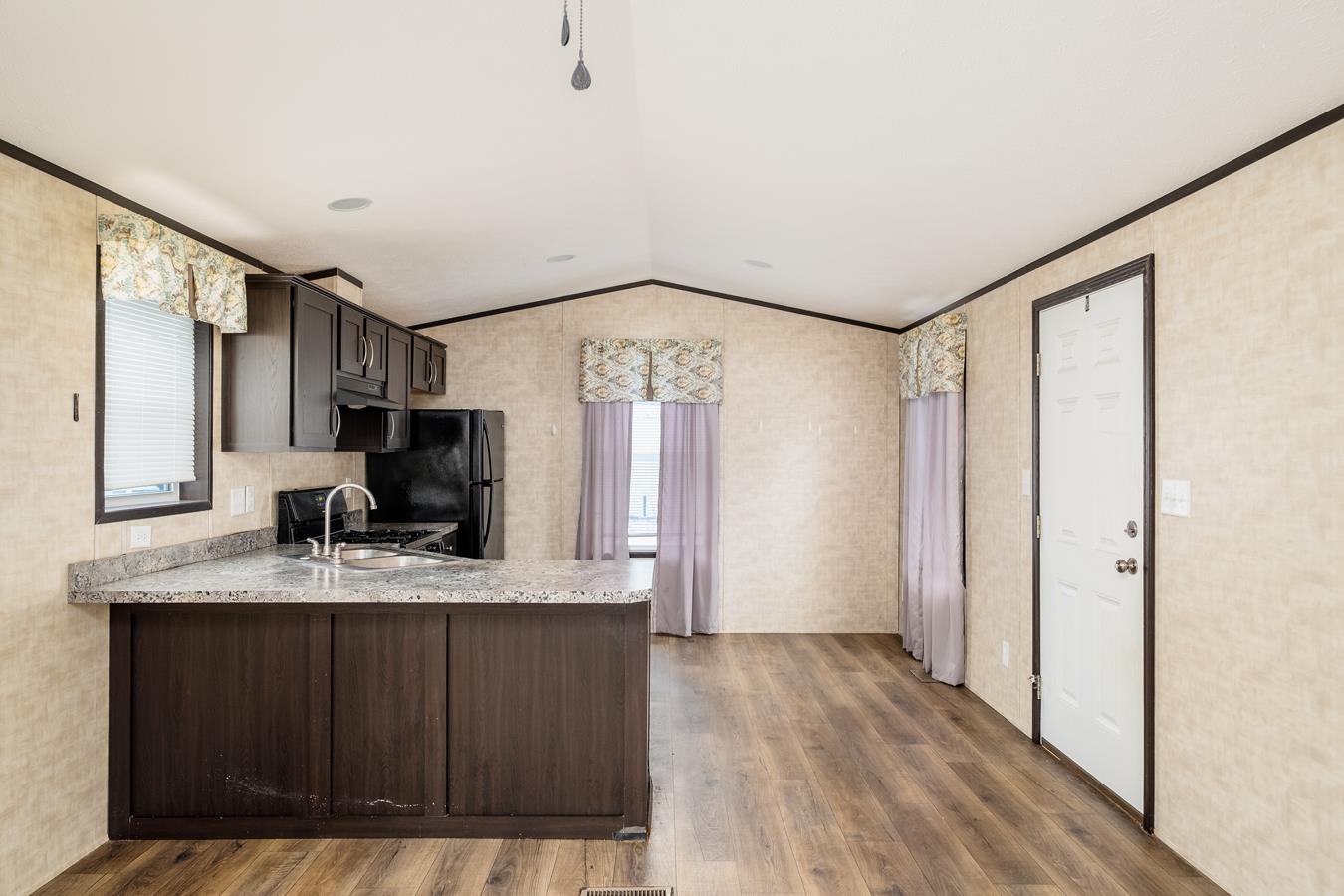 34 Pineland Park Road Milton, NH 03851 - Photo 7 of 23