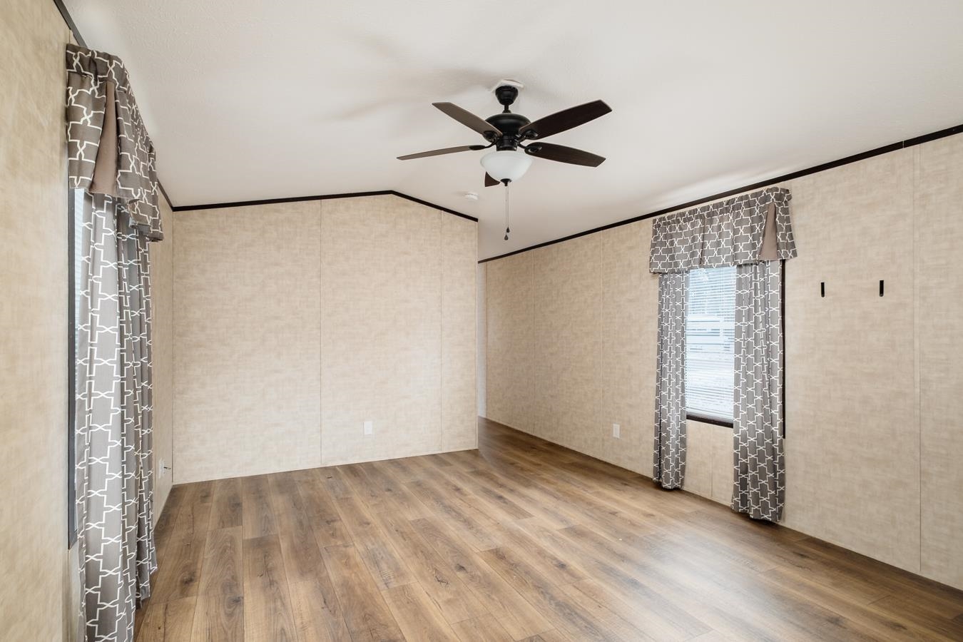 34 Pineland Park Road Milton, NH 03851 - Photo 9 of 23