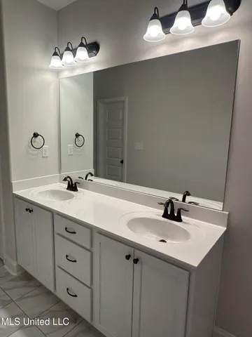 $369,800 | 932 Collie Drive, Hernando, MS 38651