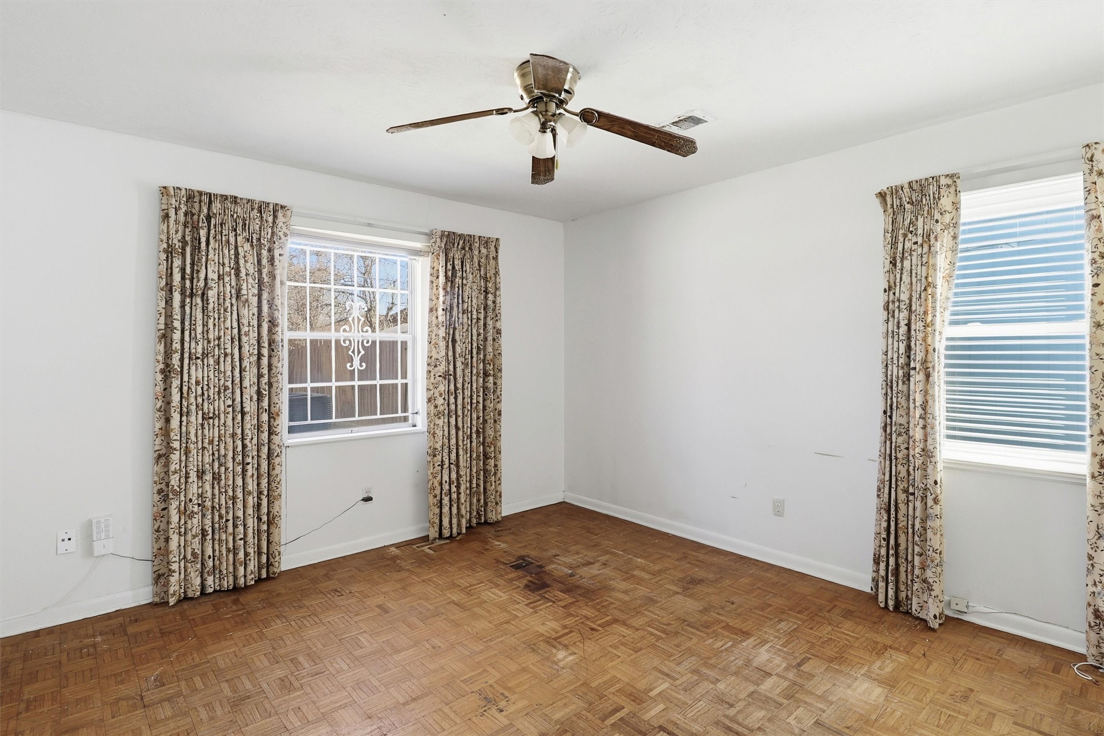 5215 Grace Point Lane Houston, TX 77048 - Photo 20 of 32