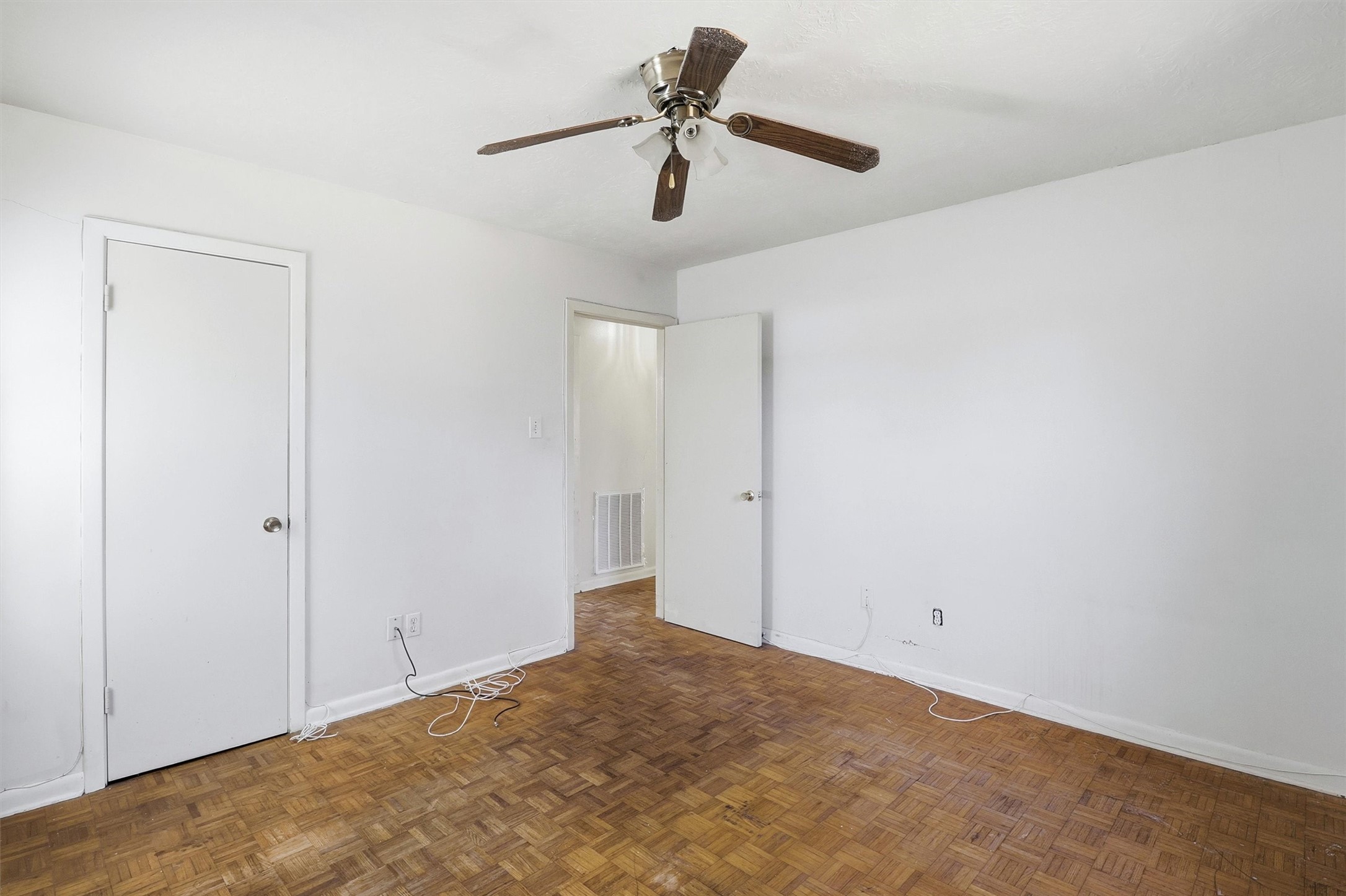 5215 Grace Point Lane Houston, TX 77048 - Photo 22 of 32