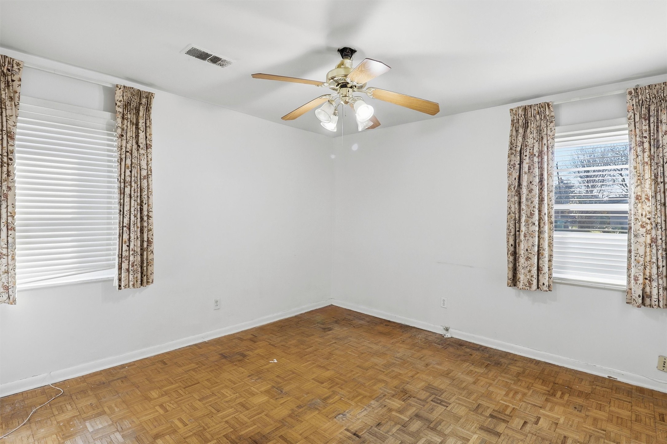 5215 Grace Point Lane Houston, TX 77048 - Photo 23 of 32