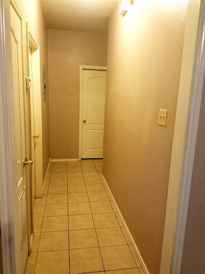 1207 Hillside Road, Unit 10 Laredo, TX 78041 - Photo 6 of 7 a view of a bathroom