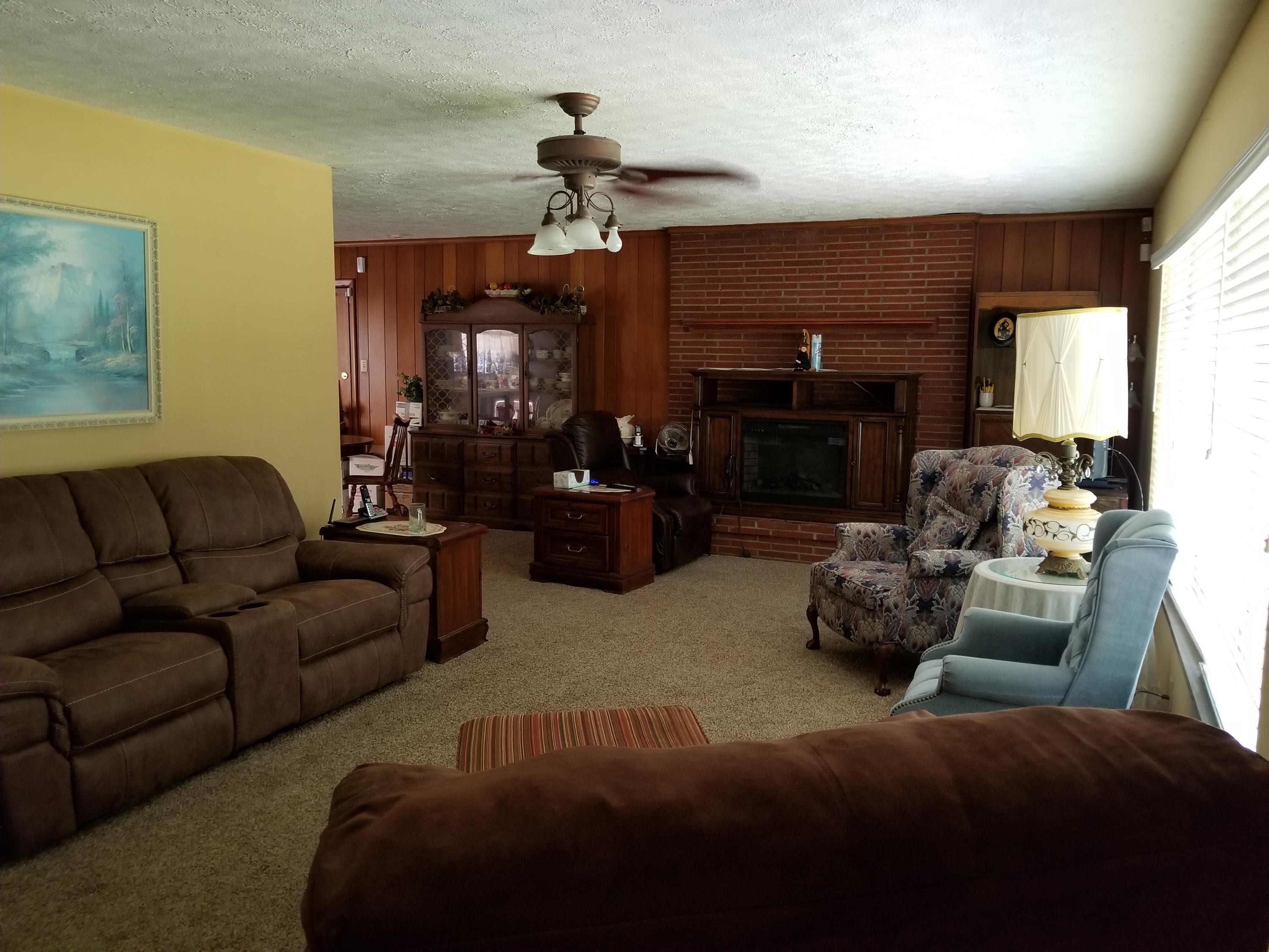 5608 Scenic Ridge Road Knoxville, TN 37912 - Photo 3 of 25 20180630_102429