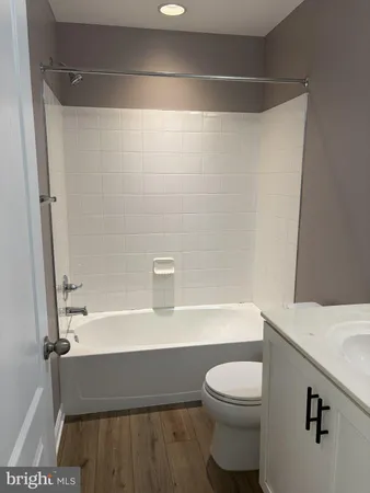 $1,975 | 40 Orch Grn Drive, Charles Town, WV 25414