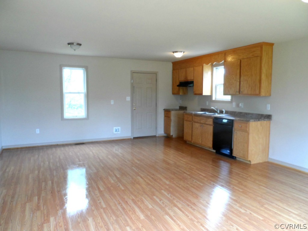 25505 Front Road Petersburg, VA 23803 - Photo 3 of 6 Gallery Image 3