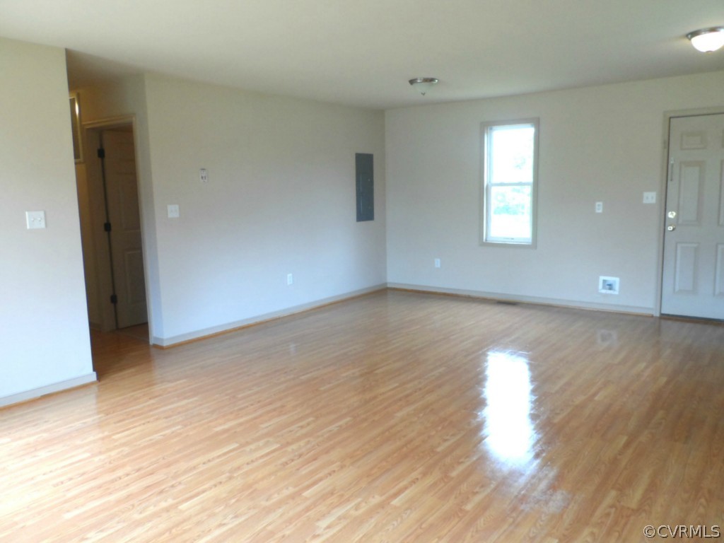 25505 Front Road Petersburg, VA 23803 - Photo 4 of 6 Gallery Image 4