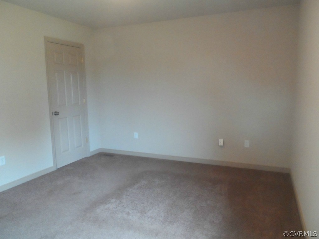 25505 Front Road Petersburg, VA 23803 - Photo 5 of 6 Gallery Image 5