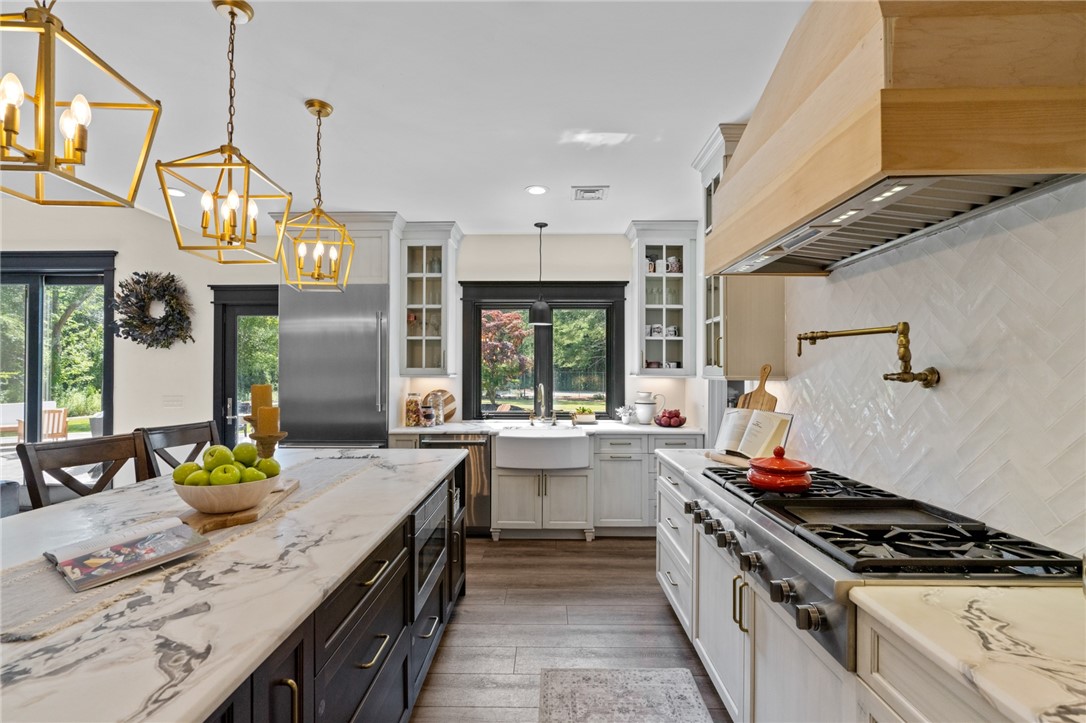 229 Potter Road North Kingstown, RI 02852 - Photo 3 of 29 Gallery Image 3