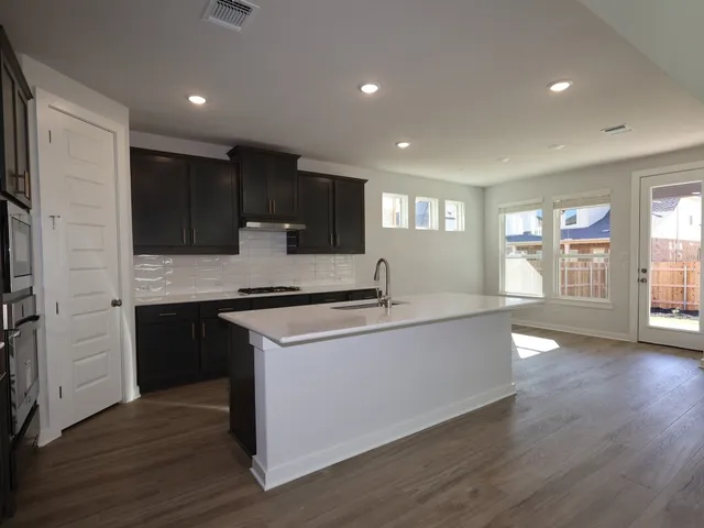 $811,990 | 2029 Billings Way, Leander, TX 78641