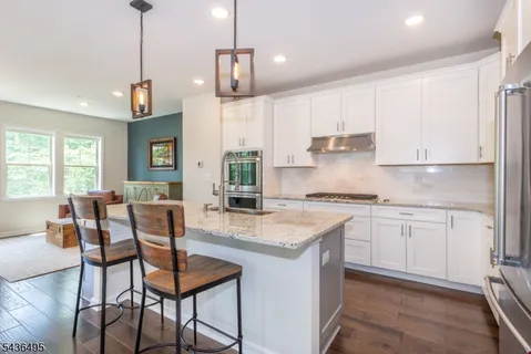 $1,100,000 | 11 Albie Drive, Mountain Lakes, NJ 07046