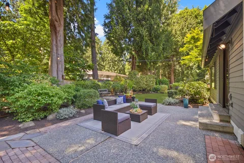$1,890,000 | 21603 Northeast 22nd Court, Sammamish, WA 98074