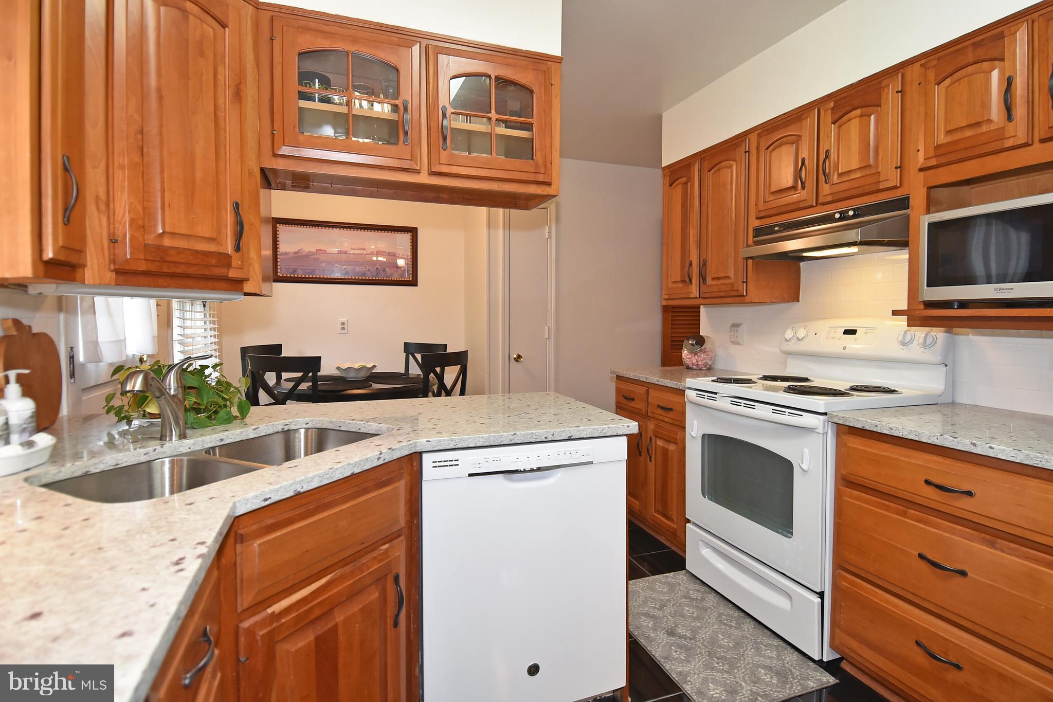 338 Dover Road Warrenton, VA 20186 - Photo 14 of 30 Kitchen
