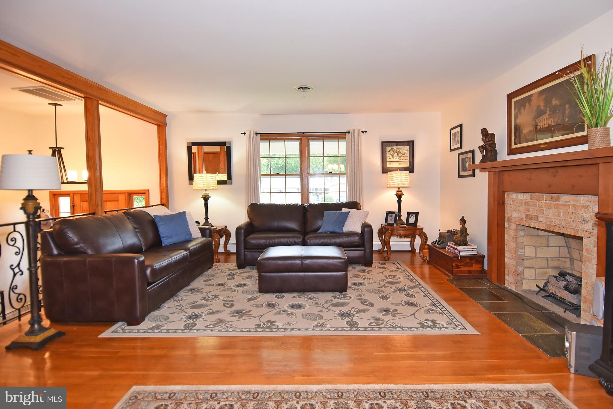 338 Dover Road Warrenton, VA 20186 - Photo 3 of 30 Interior (General)