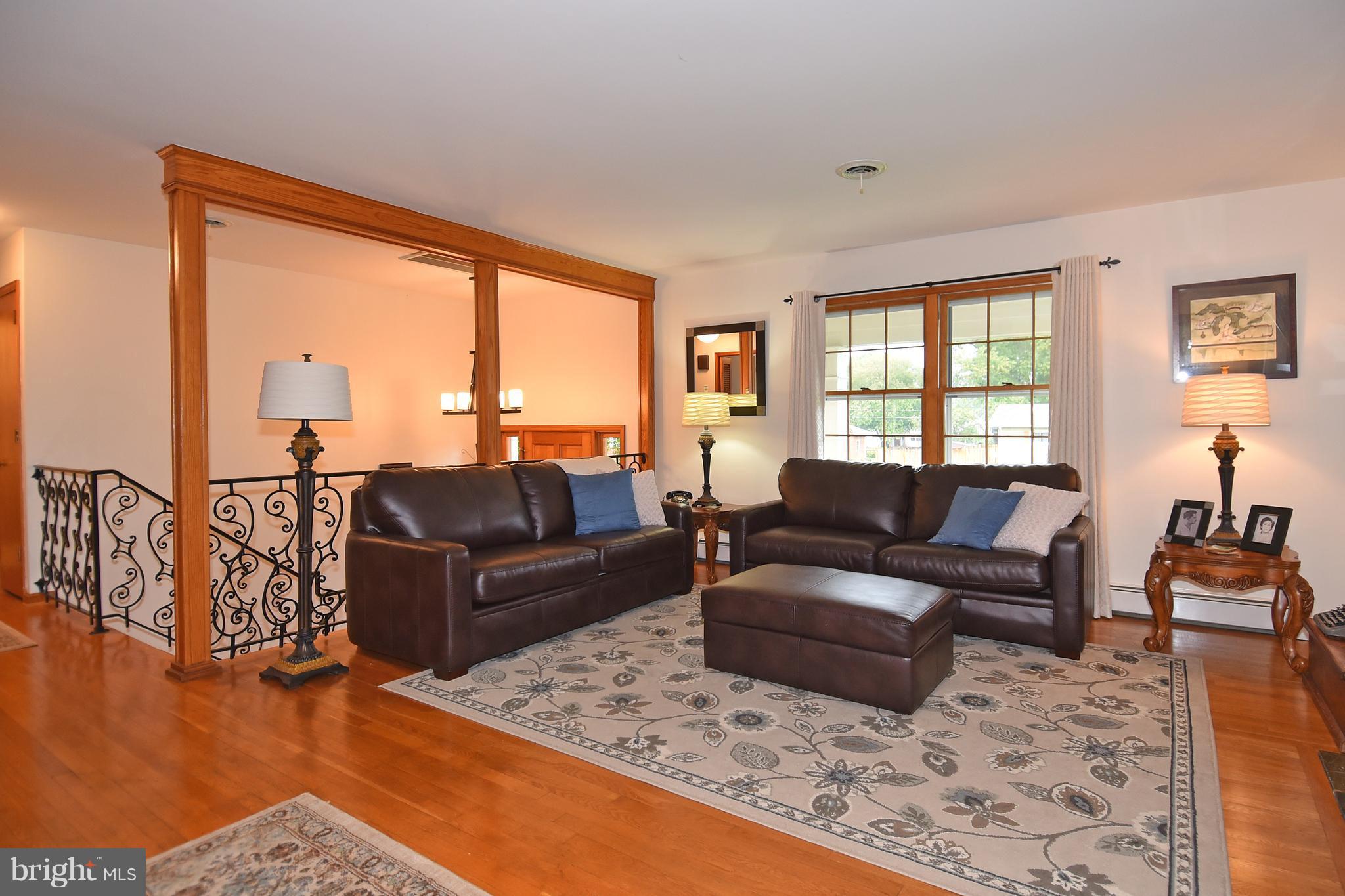 338 Dover Road Warrenton, VA 20186 - Photo 4 of 30 Family Room