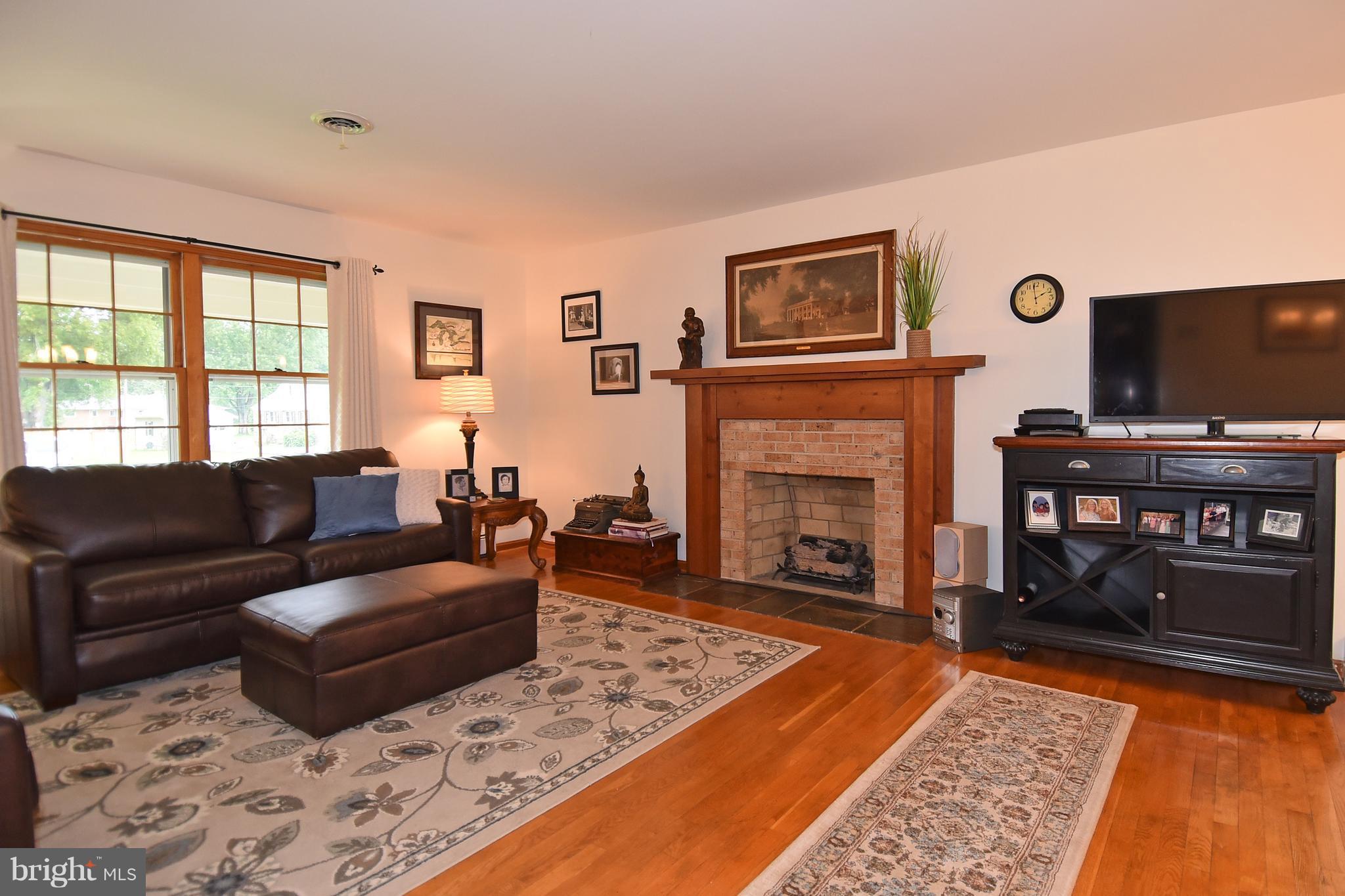 338 Dover Road Warrenton, VA 20186 - Photo 5 of 30 Interior (General)