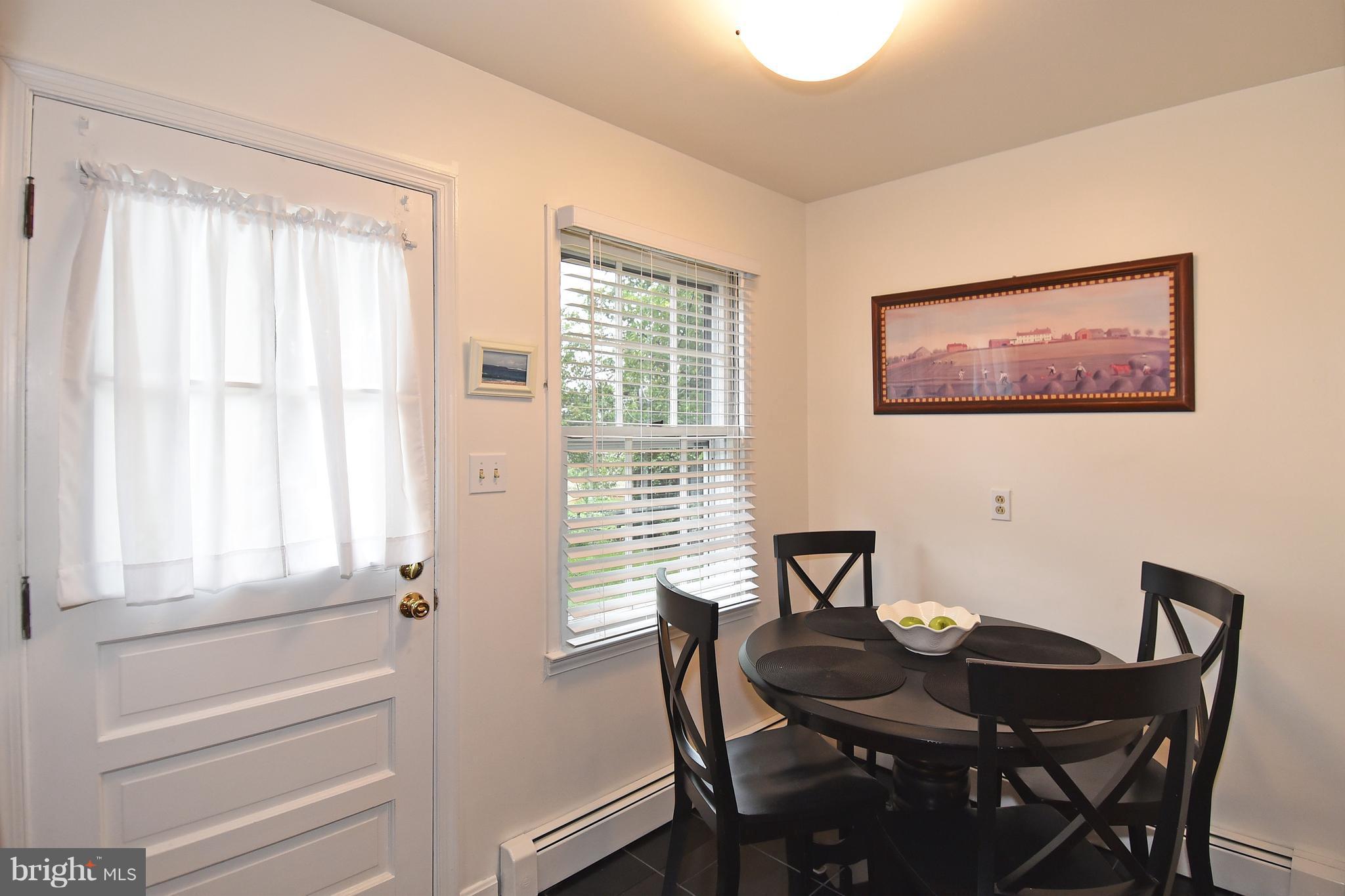 338 Dover Road Warrenton, VA 20186 - Photo 10 of 30 Kitchen