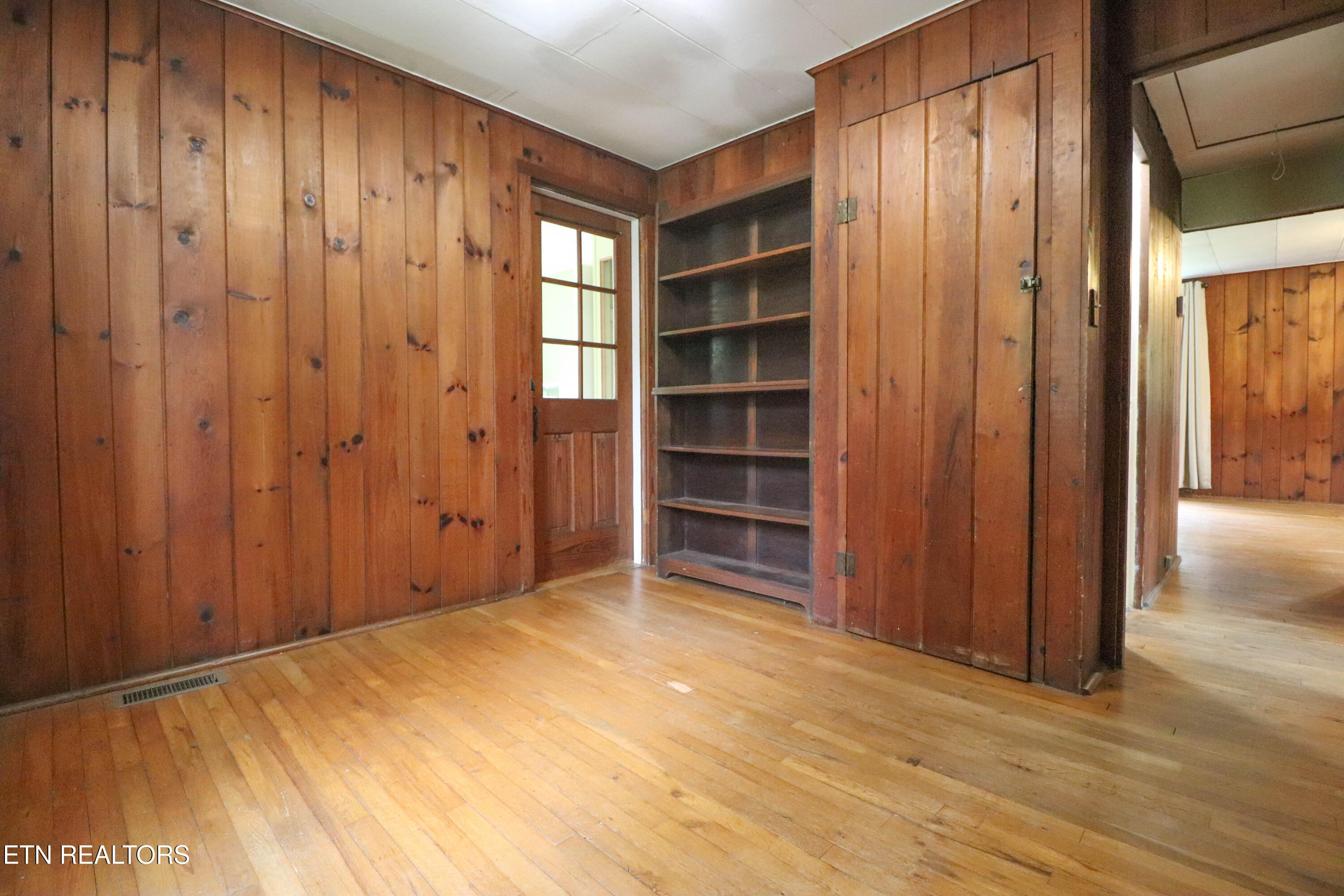 43 West Circle Road Norris, TN 37828 - Photo 18 of 19 bedroom 3