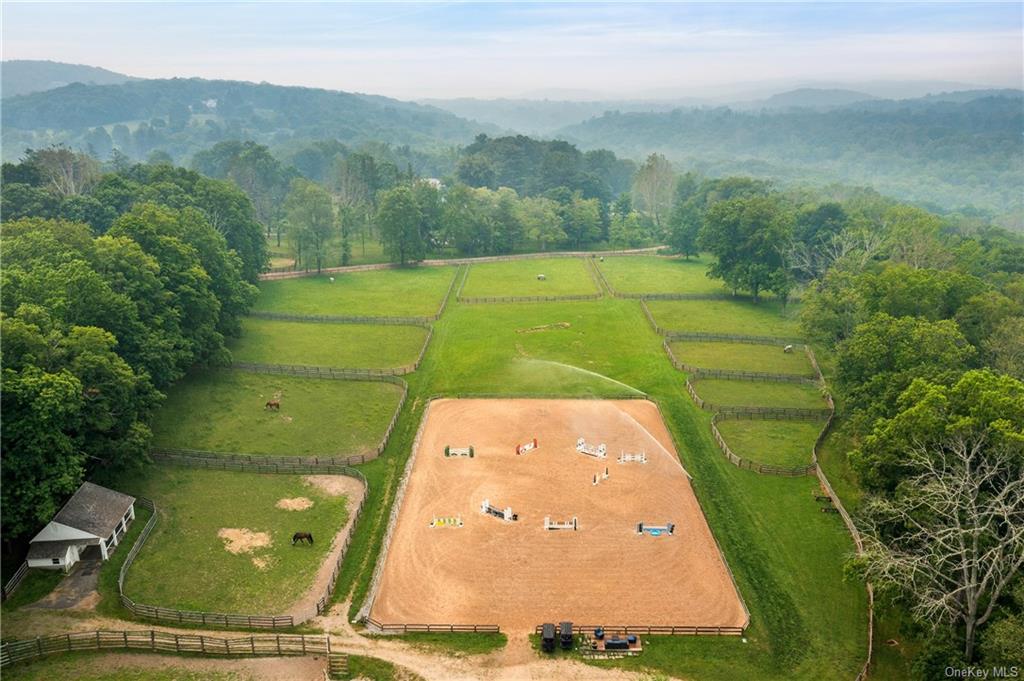 129 Katonahs Wood Road, Katonah, NY 10536 Compass