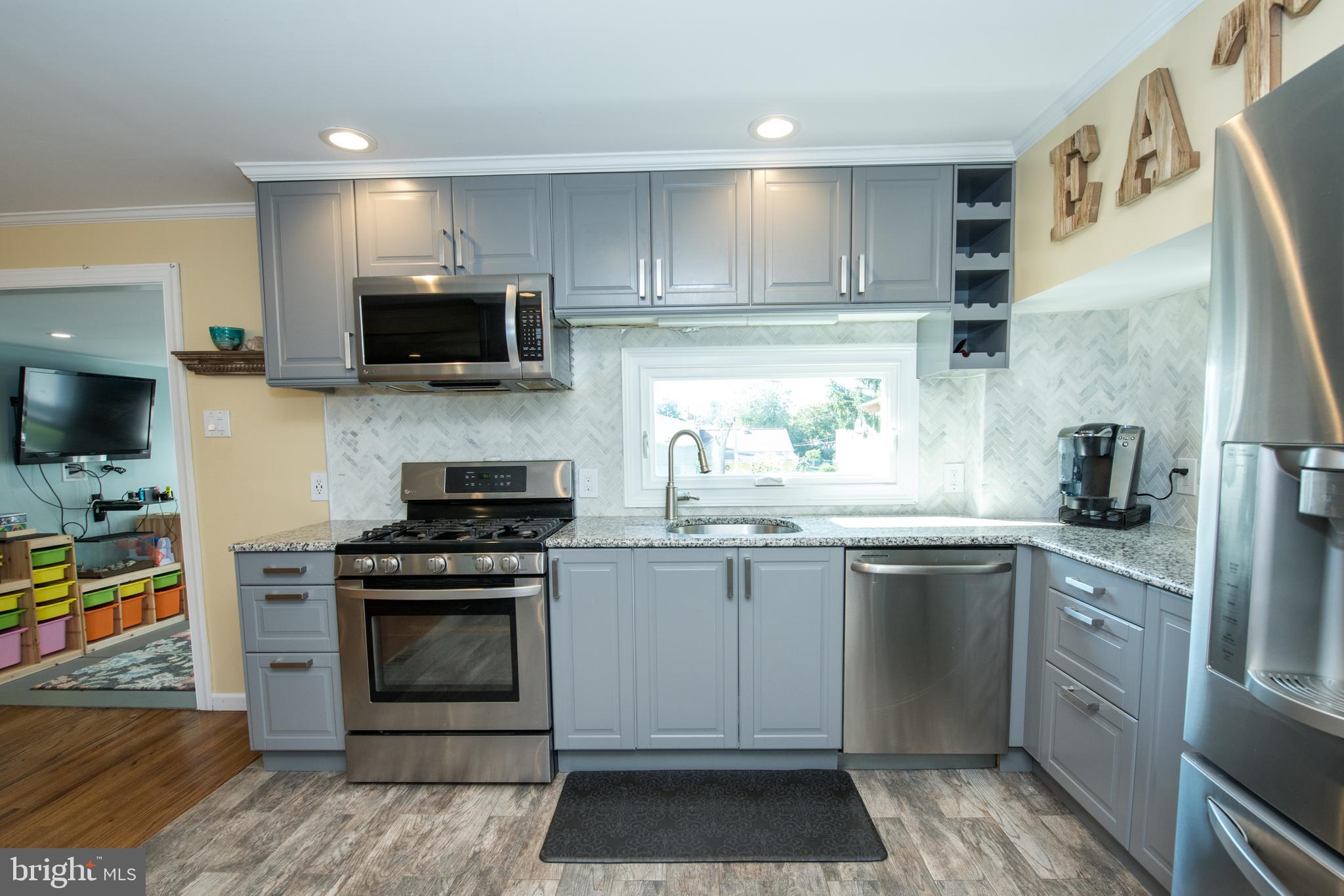 11613 Proctor Road Philadelphia, PA 19116 - Photo 14 of 37 Kitchen View