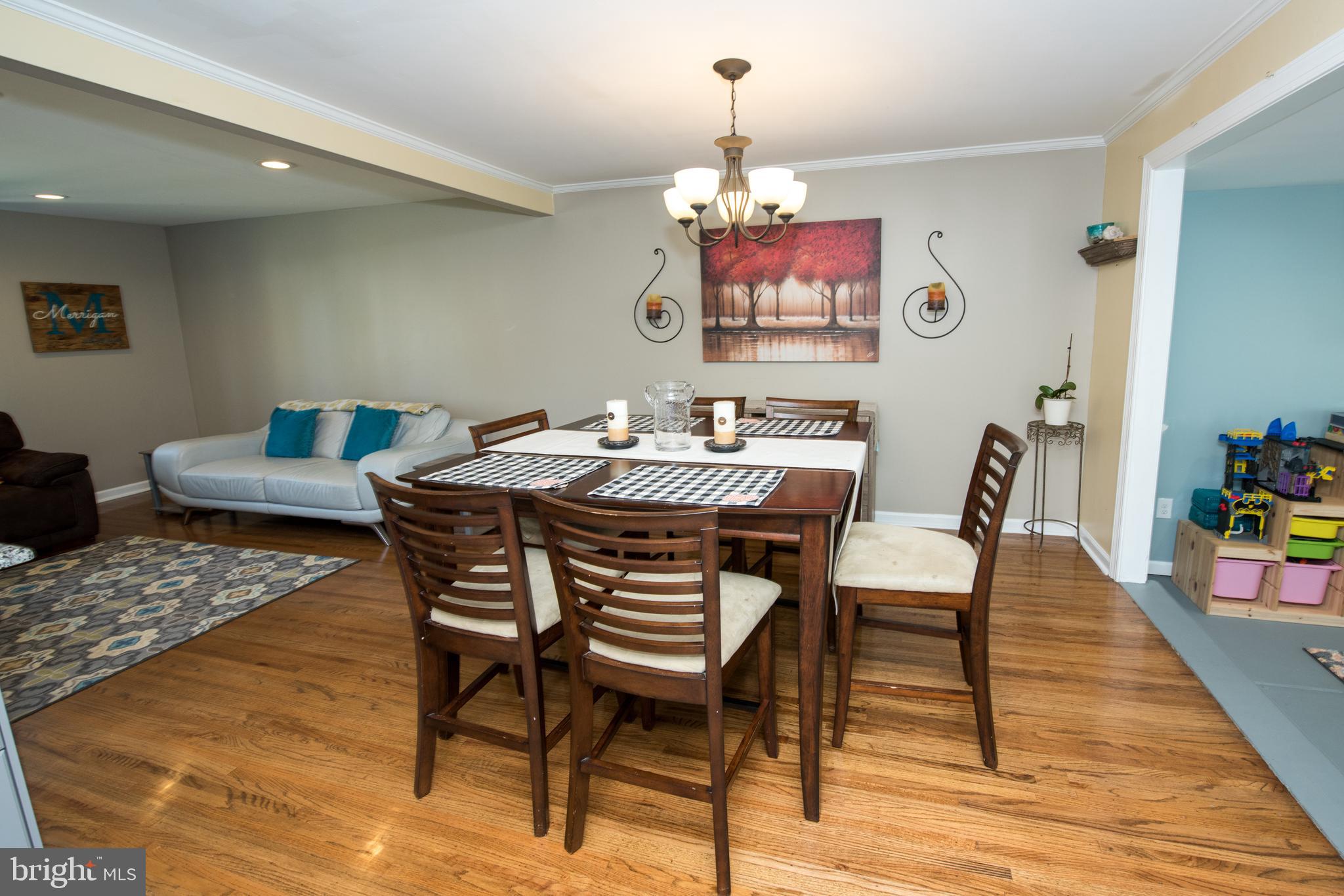 11613 Proctor Road Philadelphia, PA 19116 - Photo 6 of 37 Dining Room