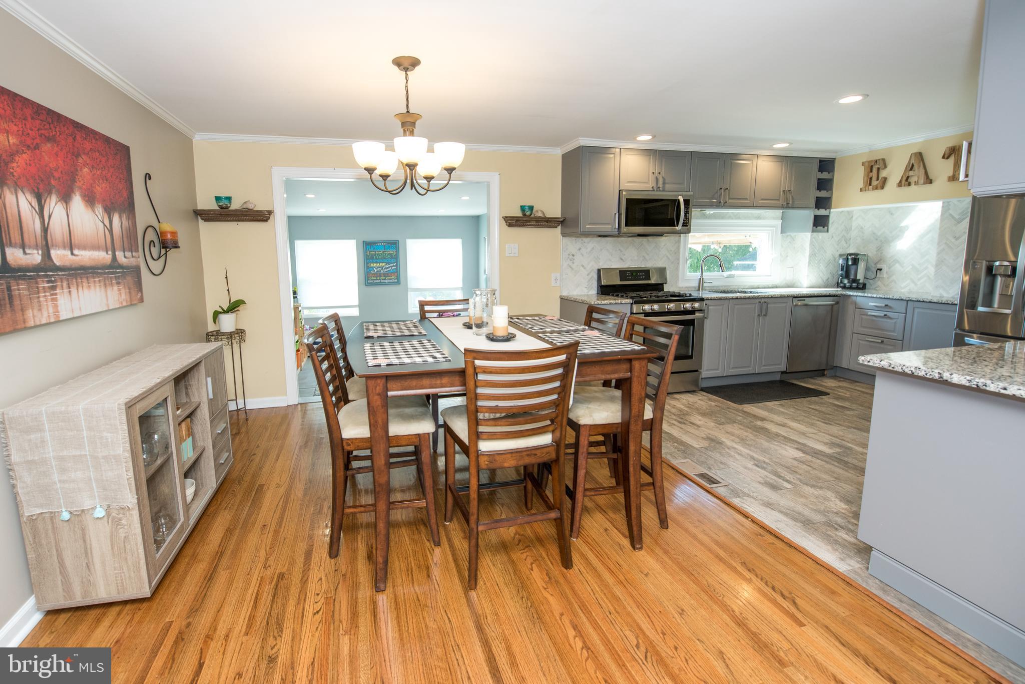 11613 Proctor Road Philadelphia, PA 19116 - Photo 8 of 37 Dining Room