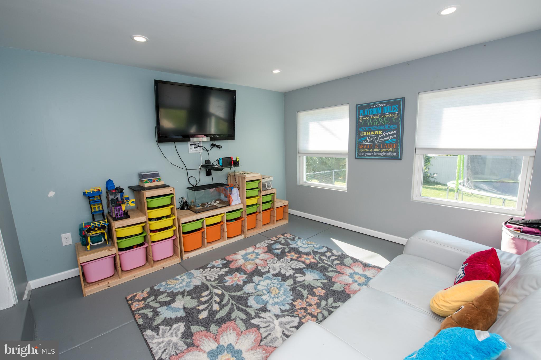 11613 Proctor Road Philadelphia, PA 19116 - Photo 10 of 37 Play Room/Enclosed Porch