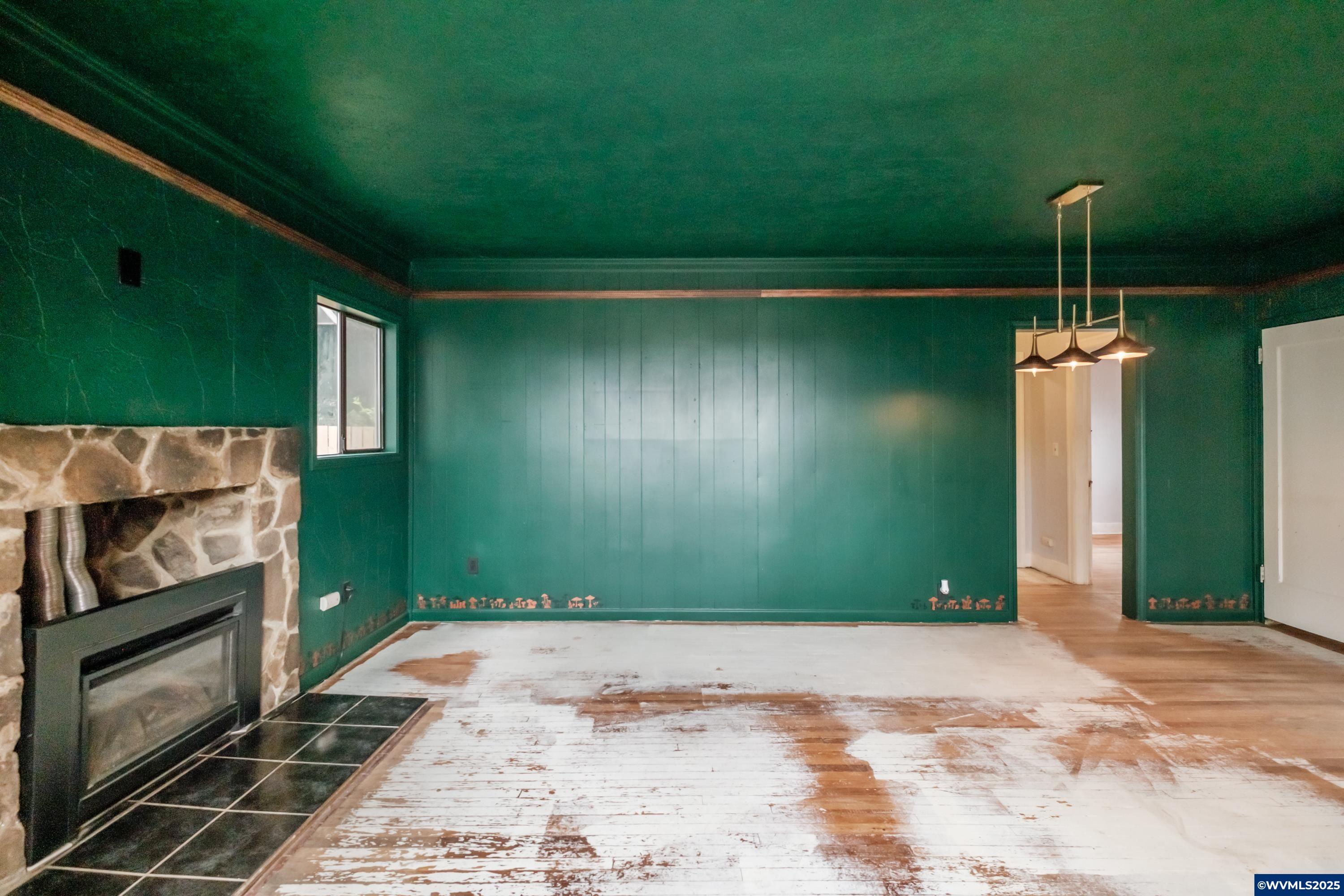 2095 Carleton Way Northeast Salem, OR 97301 - Photo 7 of 49