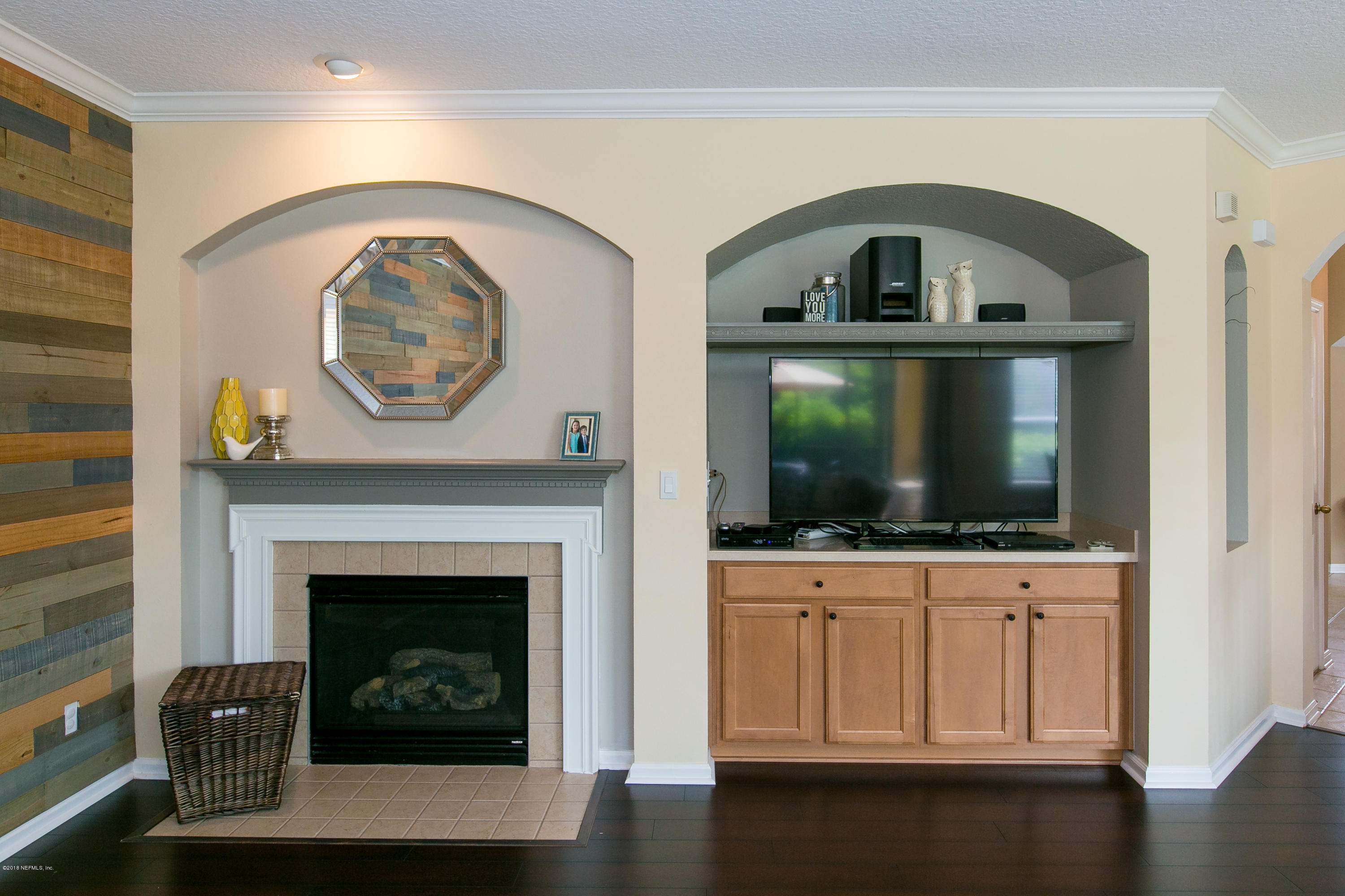 3043 South Atherley Road St. Augustine, FL 32092 - Photo 19 of 72 and gas fireplace