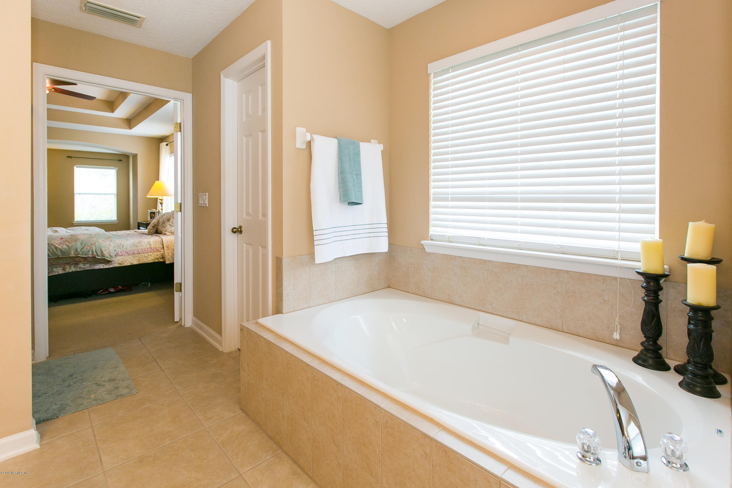 3043 South Atherley Road St. Augustine, FL 32092 - Photo 32 of 72 Master Tub