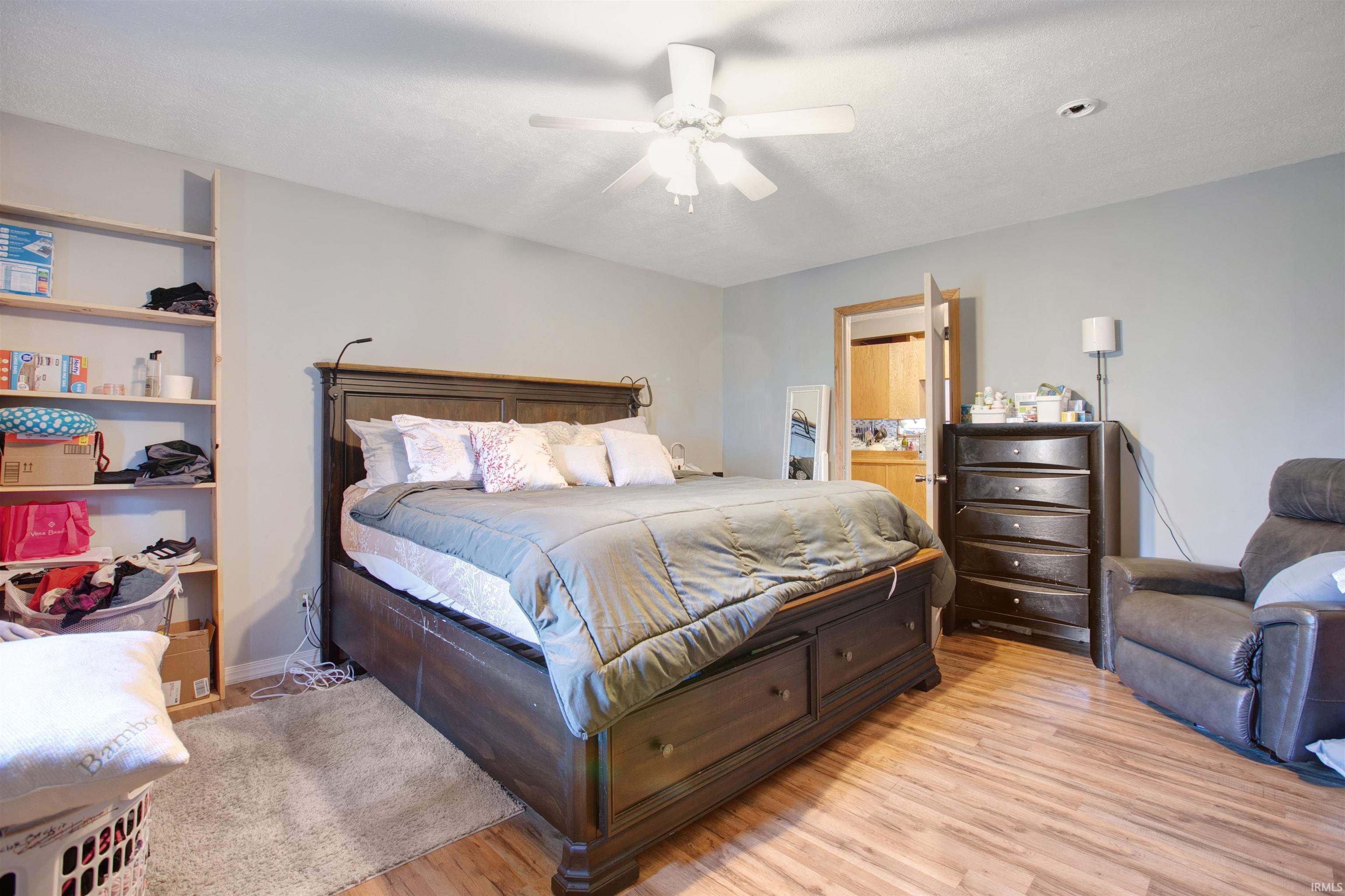 921 Georgia Road Goshen, IN 46528 - Photo 12 of 27 Gallery Image 12