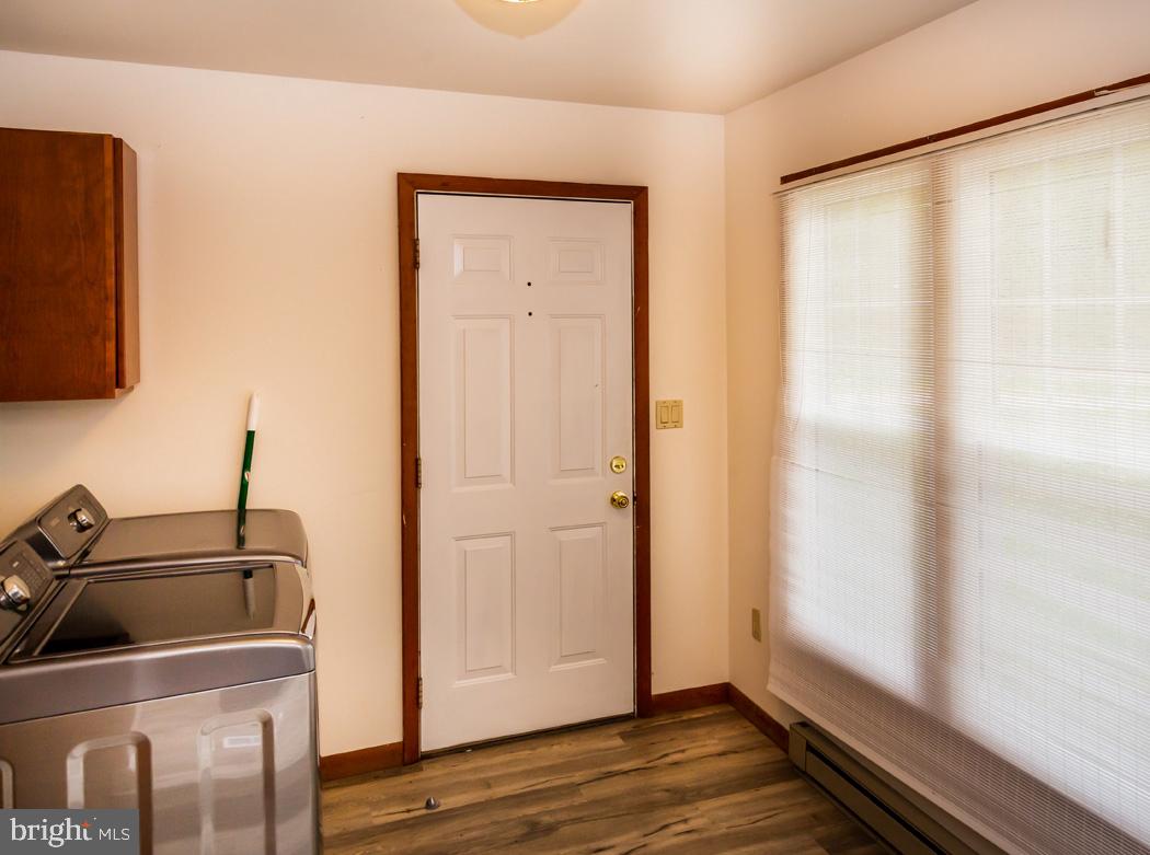 955 Vance Neck Road Middletown, DE 19709 - Photo 13 of 23 Main Floor Laundry