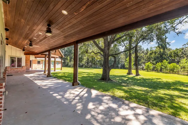 a view of a yard with porch