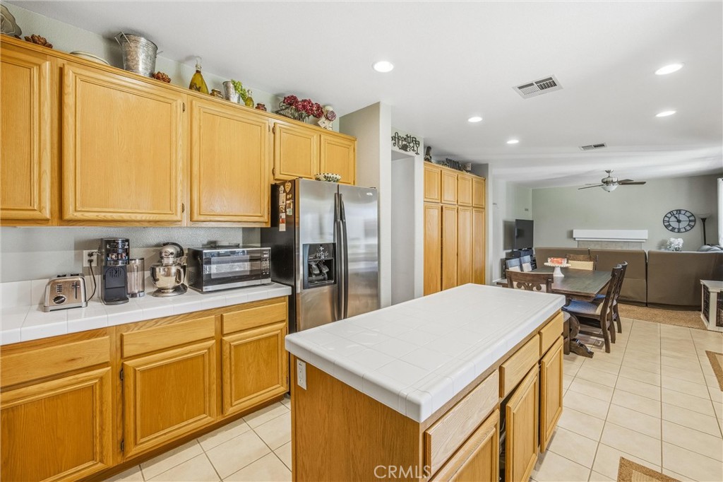 8470 Lindenhurst Street Riverside, CA 92508 - Photo 15 of 55