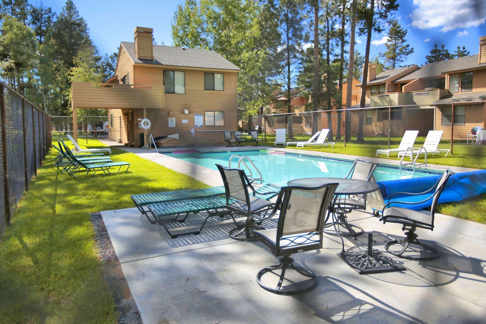17854 West Core Road Sunriver, OR 97707 - Photo 7 of 26 And the refreshing water itself!