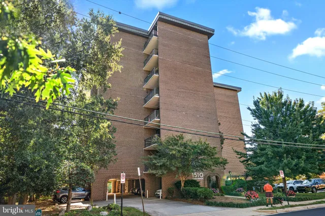 a front view of a building