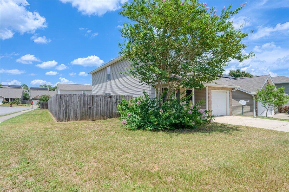 200 Wainwright Drive Crestview, FL 32539 - Photo 3 of 47 03-200 Wainwright Dr-Crestview-3