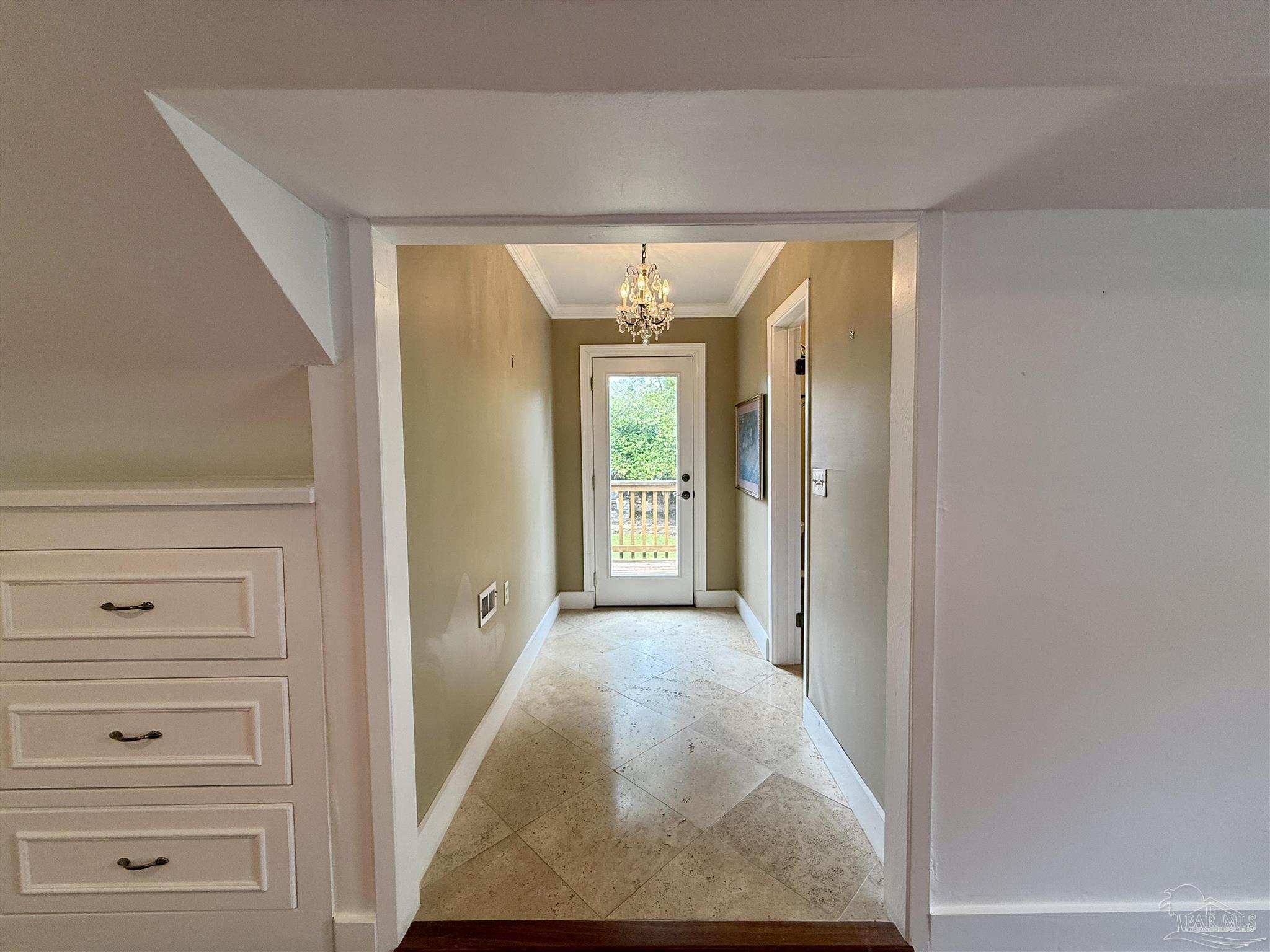 1717 Yates Avenue Pensacola, FL 32503 - Photo 31 of 47 a view of a hallway with windows