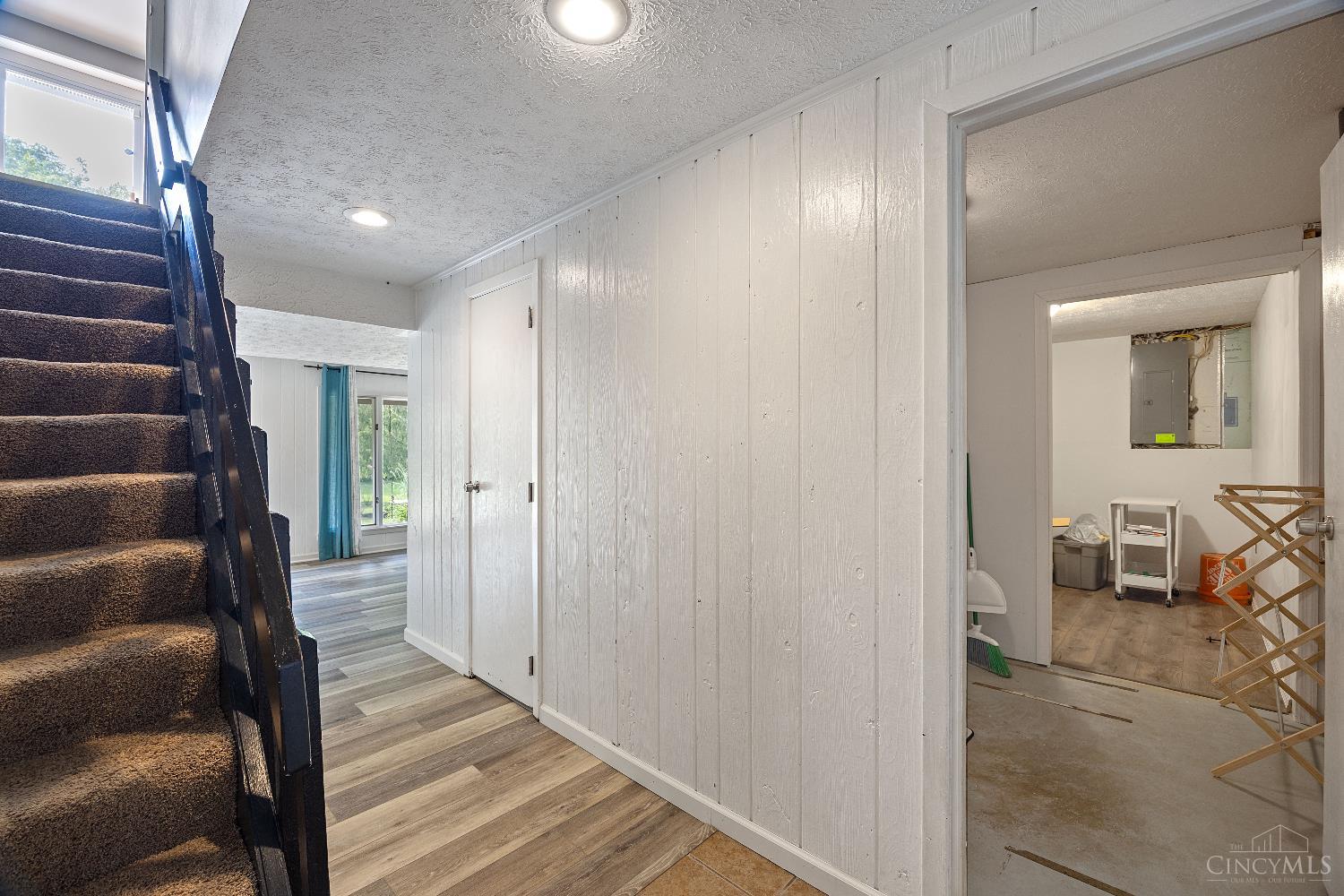 2913 8 Mile Road Cincinnati, OH 45244 - Photo 25 of 42