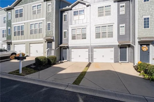 $360,000 | 3030 Liberty Way Northwest, Atlanta, GA 30318