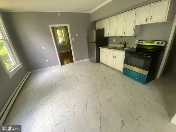 $995 | 621 Madison Avenue, Unit 1, Scranton, PA 18510