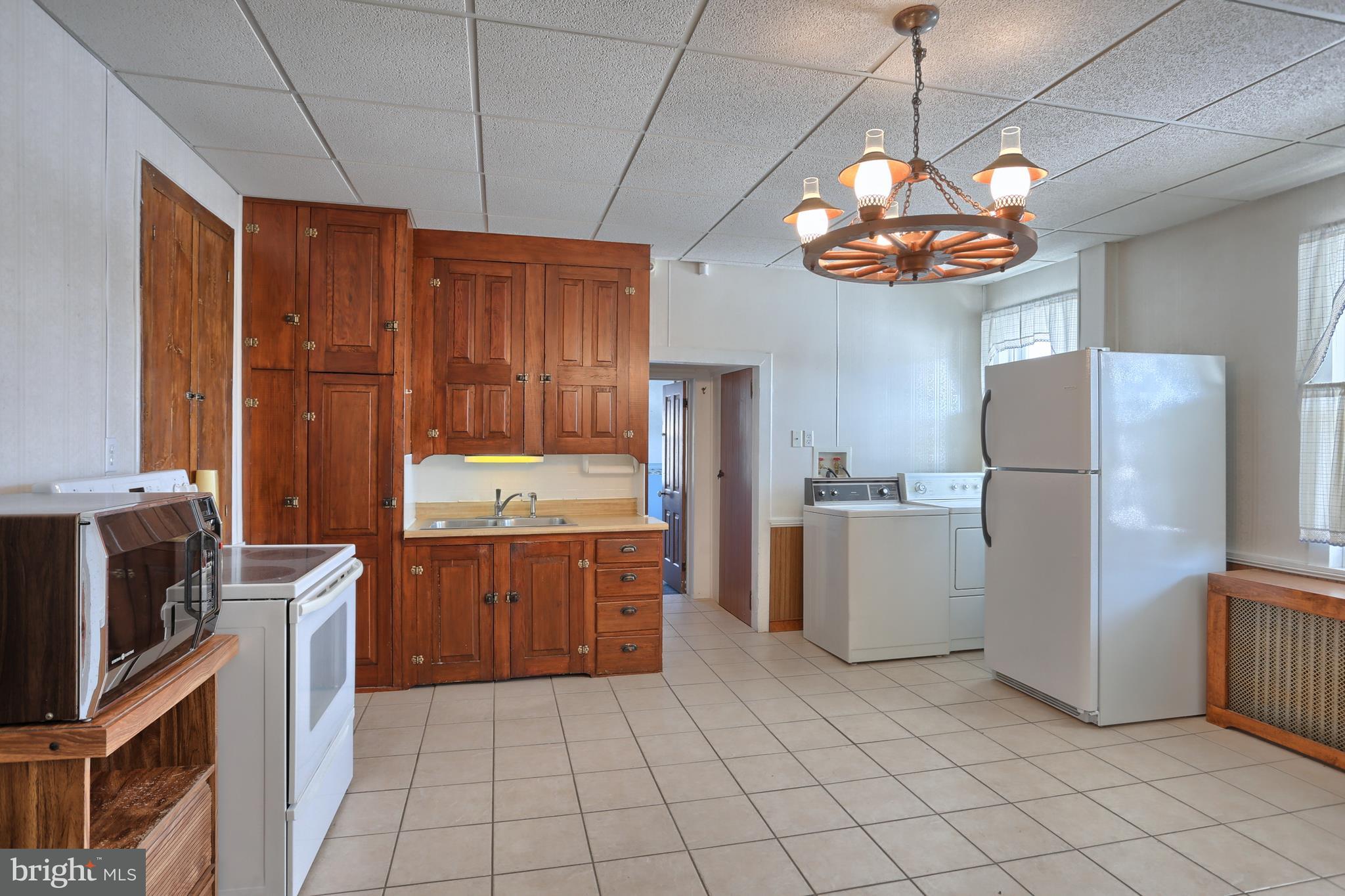 615 Freeport Road Lebanon, PA 17046 - Photo 3 of 12 Gallery Image 3