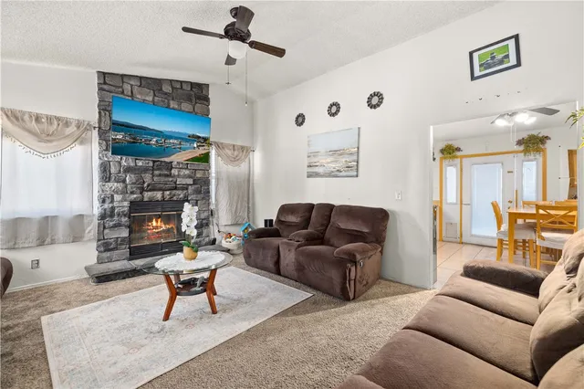 $380,000 | 2527 Garnet Lane, Lancaster, CA 93535