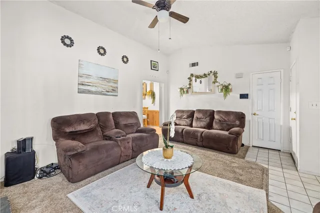 $380,000 | 2527 Garnet Lane, Lancaster, CA 93535